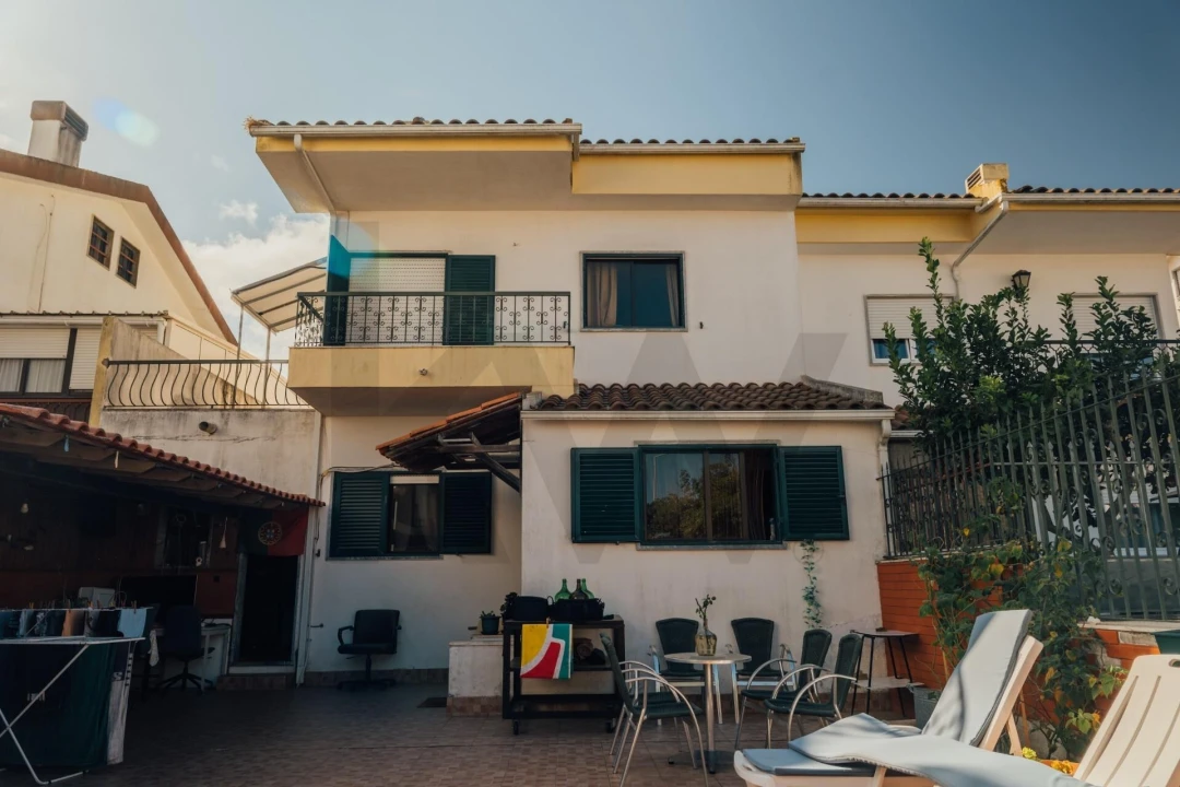 Moradia T4 para Venda em Algueirão-Mem Martins Foto 24