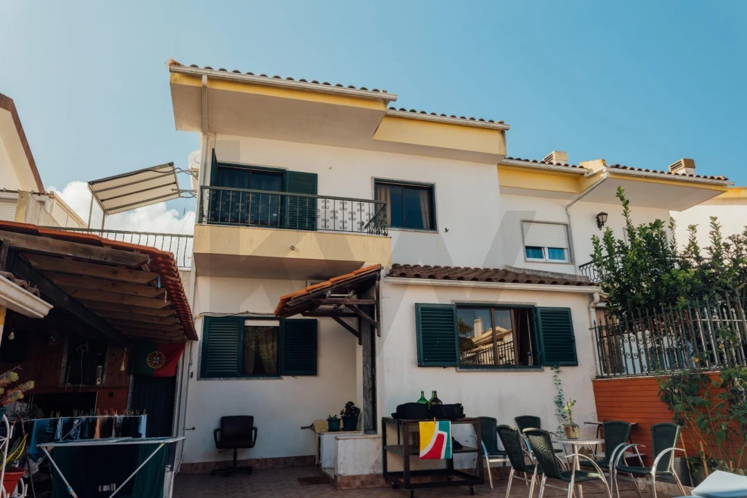 Moradia T4 para Venda em Algueirão-Mem Martins Foto 28