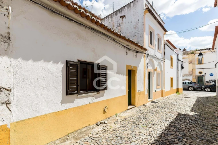 Moradia T2 para Venda em Évora (São Mamede, Sé, São Pedro e Santo Antão) Foto 16