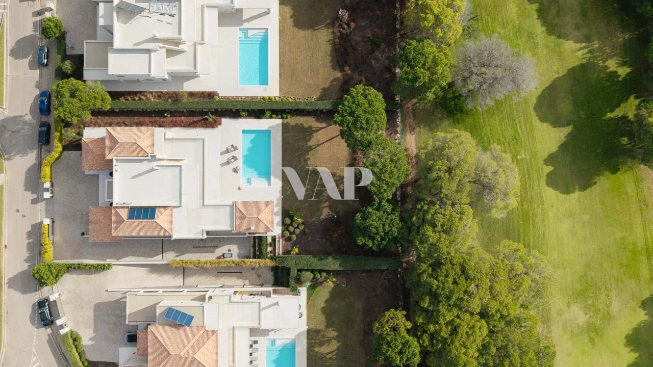 Moradia T6 para Venda em Quarteira Foto 38