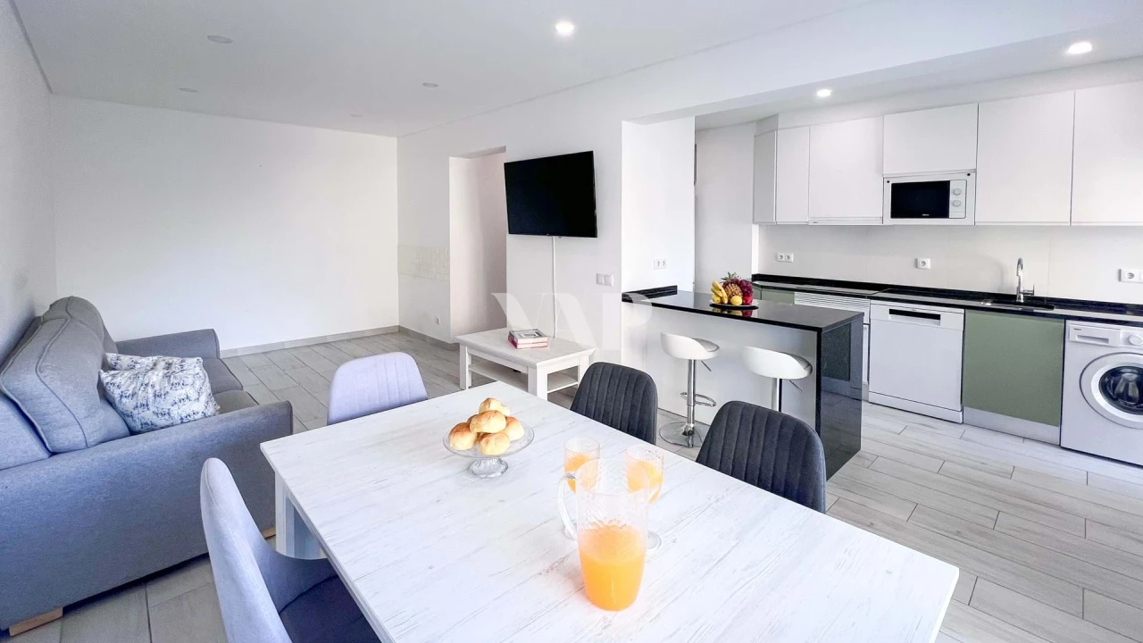 Apartamento T2 para Arrendamento em Quarteira Foto 8