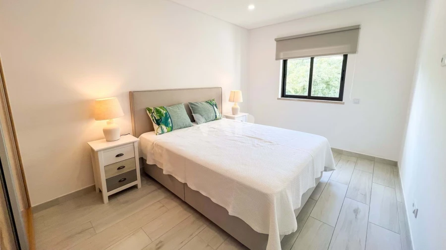 Apartamento T2 para Arrendamento em Quarteira Foto 5