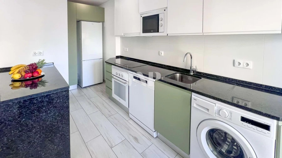 Apartamento T2 para Arrendamento em Quarteira Foto 10