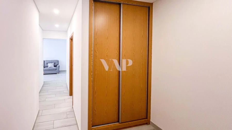 Apartamento T2 para Arrendamento em Quarteira Foto 11