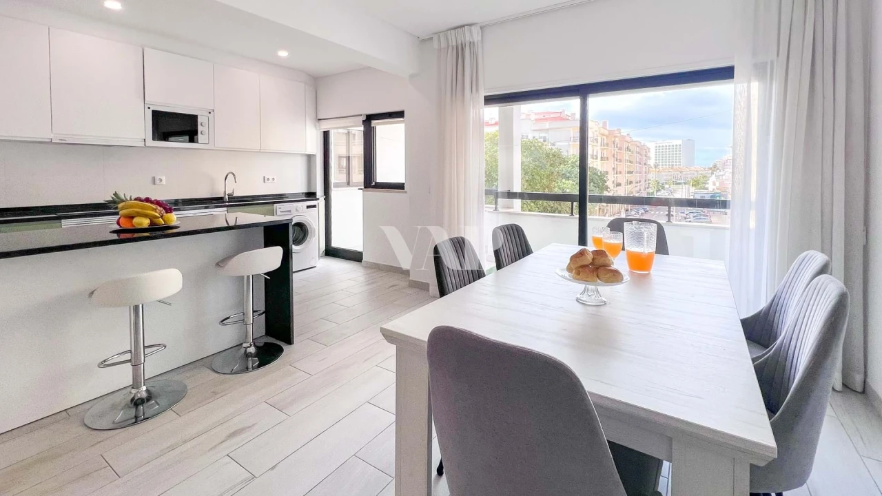 Apartamento T2 para Arrendamento em Quarteira Foto 1