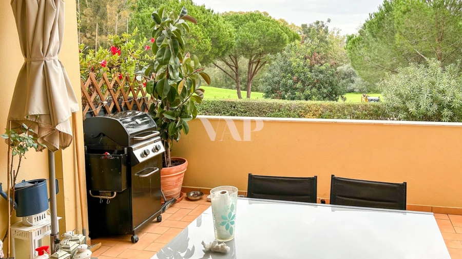 Apartamento T2 para Arrendamento em Quarteira Foto 9