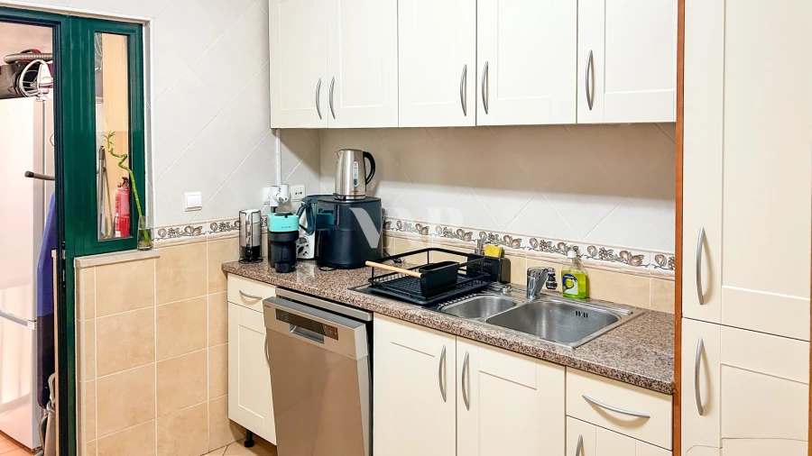 Apartamento T2 para Arrendamento em Quarteira Foto 3