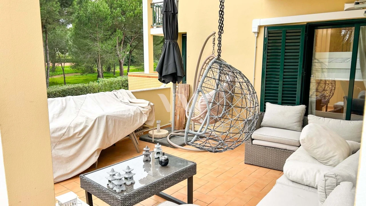 Apartamento T2 para Arrendamento em Quarteira Foto 10