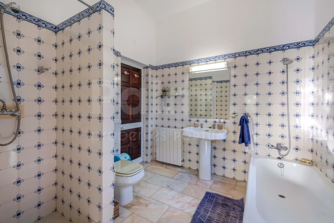 Moradia T8 para Venda em Ferragudo Foto 45