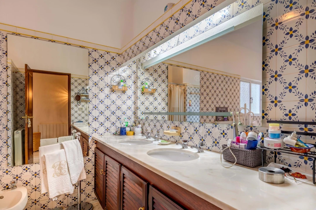 Moradia T8 para Venda em Ferragudo Foto 26