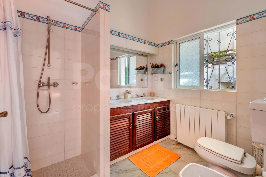 Moradia T8 para Venda em Ferragudo Foto 17