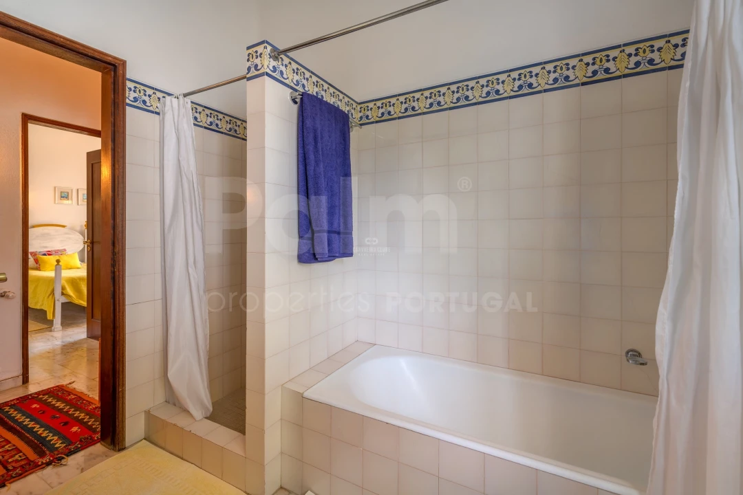 Moradia T8 para Venda em Ferragudo Foto 10