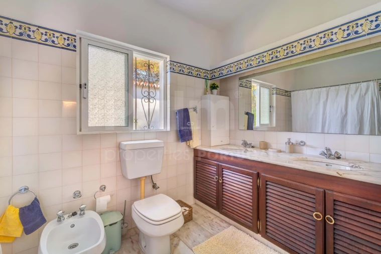 Moradia T8 para Venda em Ferragudo Foto 9