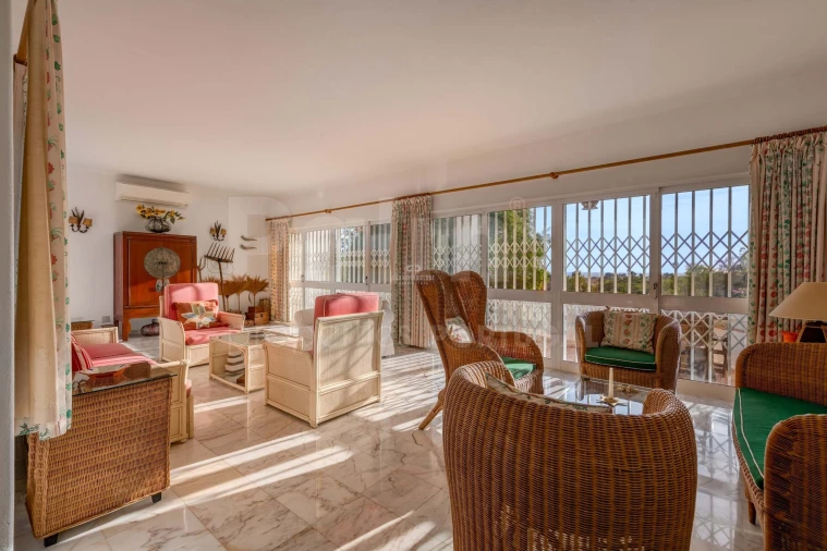 Moradia T8 para Venda em Ferragudo Foto 23