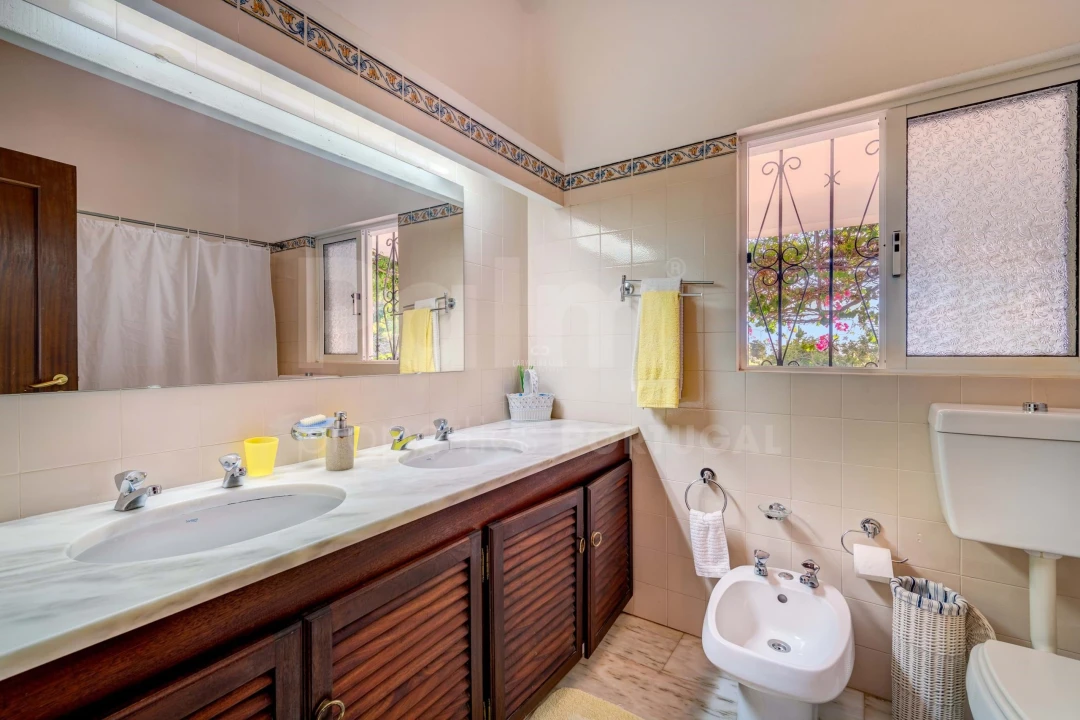 Moradia T8 para Venda em Ferragudo Foto 31