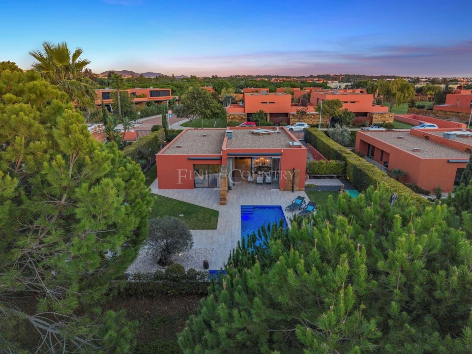 Moradia T4 para Venda em Quarteira Foto 81