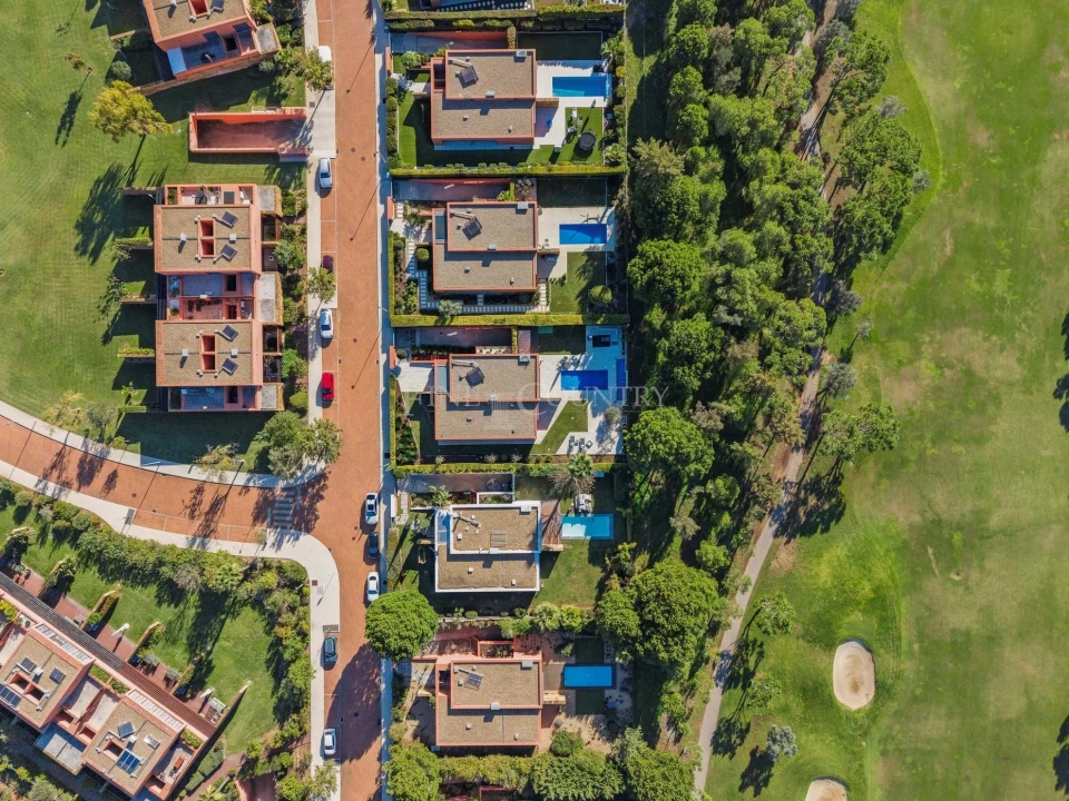 Moradia T4 para Venda em Quarteira Foto 70