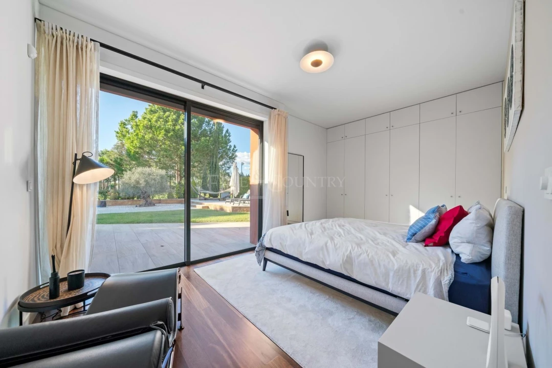 Moradia T4 para Venda em Quarteira Foto 35