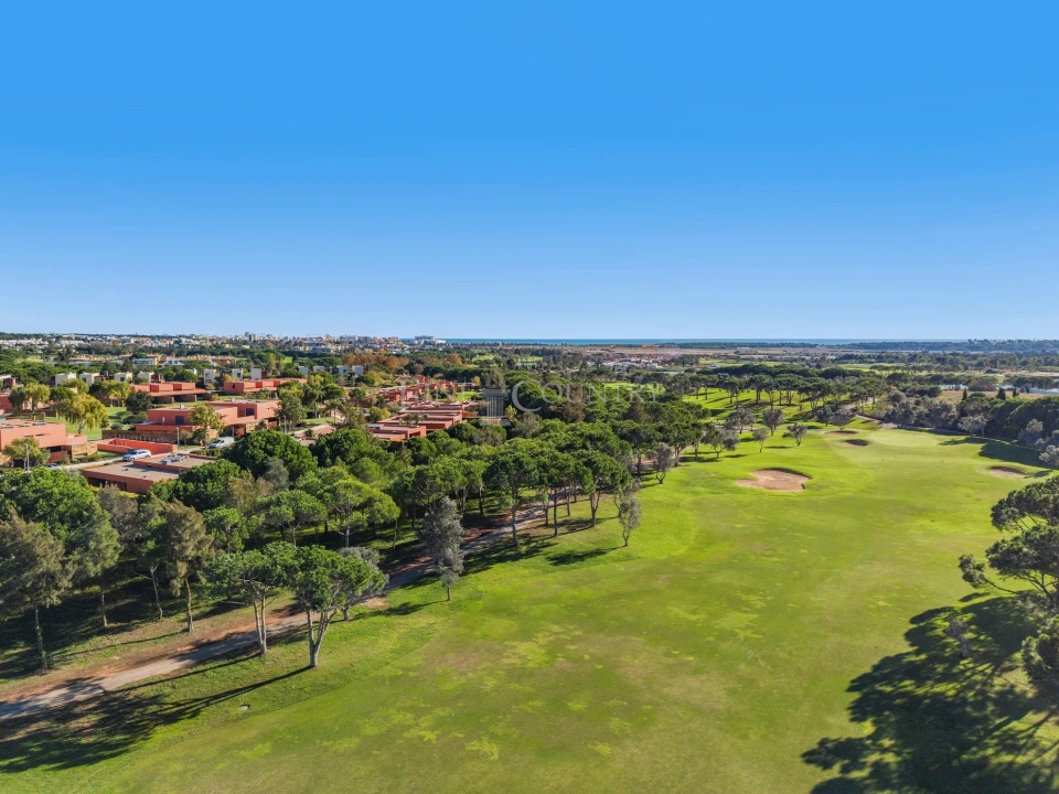 Moradia T4 para Venda em Quarteira Foto 76