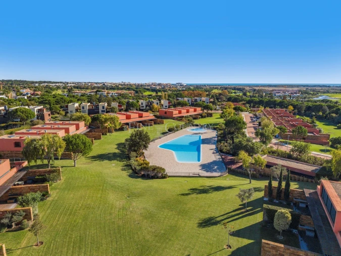 Moradia T4 para Venda em Quarteira Foto 75