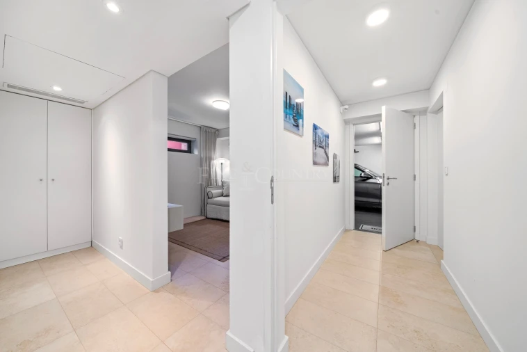 Moradia T4 para Venda em Quarteira Foto 41