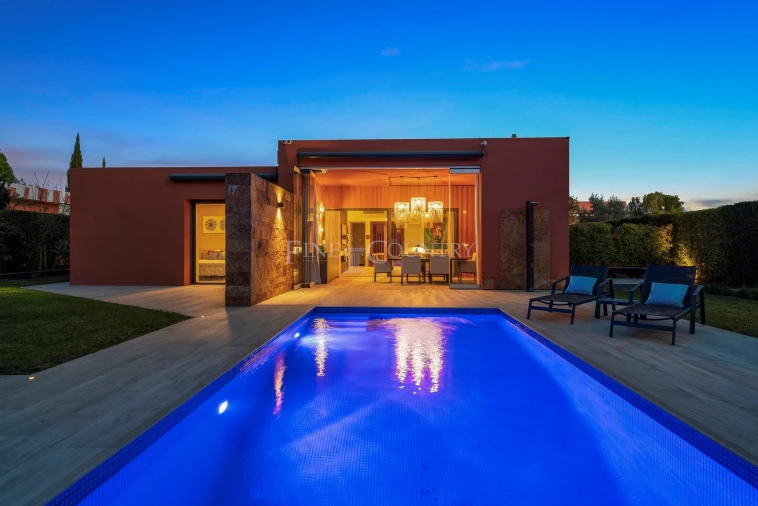 Moradia T4 para Venda em Quarteira Foto 60