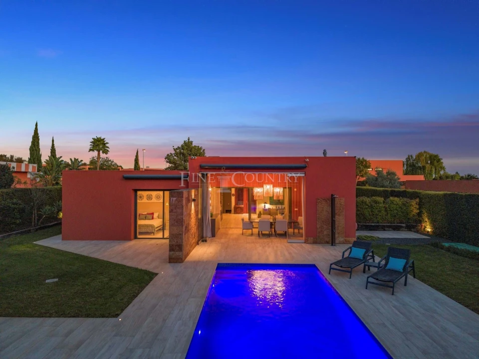 Moradia T4 para Venda em Quarteira Foto 93