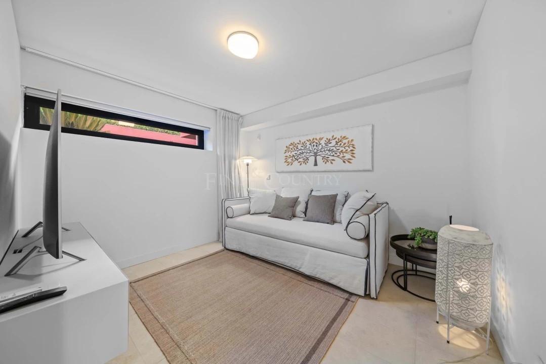 Moradia T4 para Venda em Quarteira Foto 42