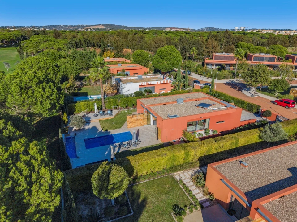 Moradia T4 para Venda em Quarteira Foto 68