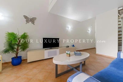 Apartamento T47 para Venda em Lagos (São Sebastião e Santa Maria)