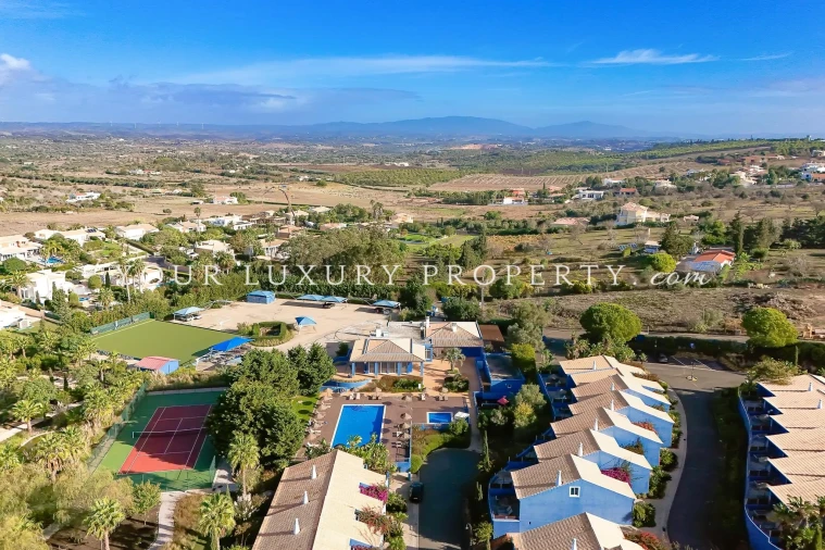 Apartamento T47 para Venda em Lagos (São Sebastião e Santa Maria) Foto 5