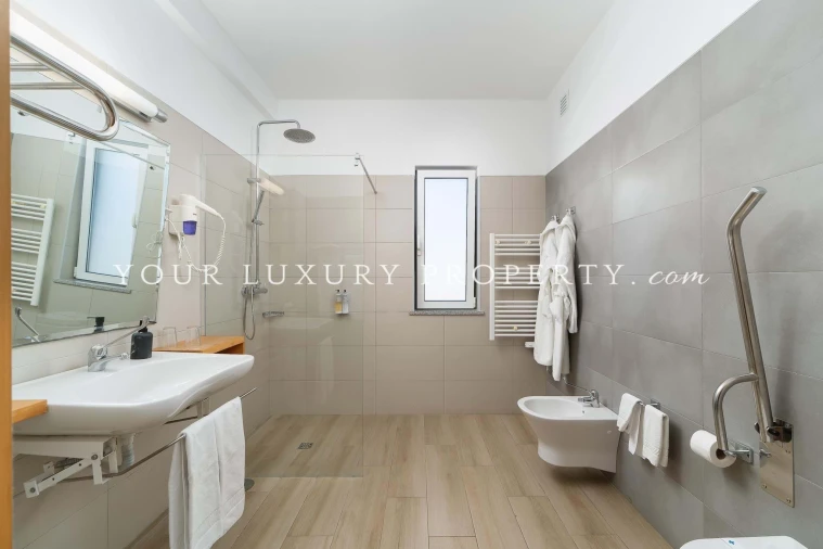 Negócio para Venda em Lagos (São Sebastião e Santa Maria) Foto 22