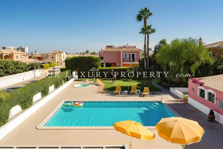 Negócio para Venda em Lagos (São Sebastião e Santa Maria) Foto 8