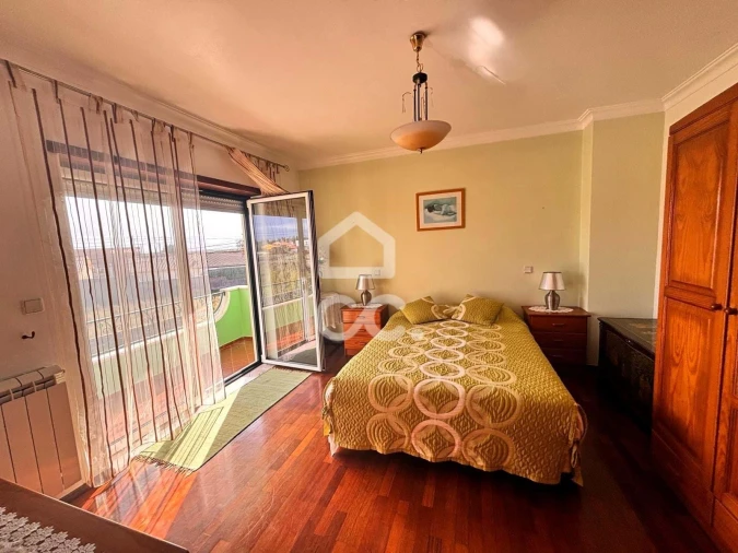 Moradia T3 para Venda em Vieira de Leiria Foto 5