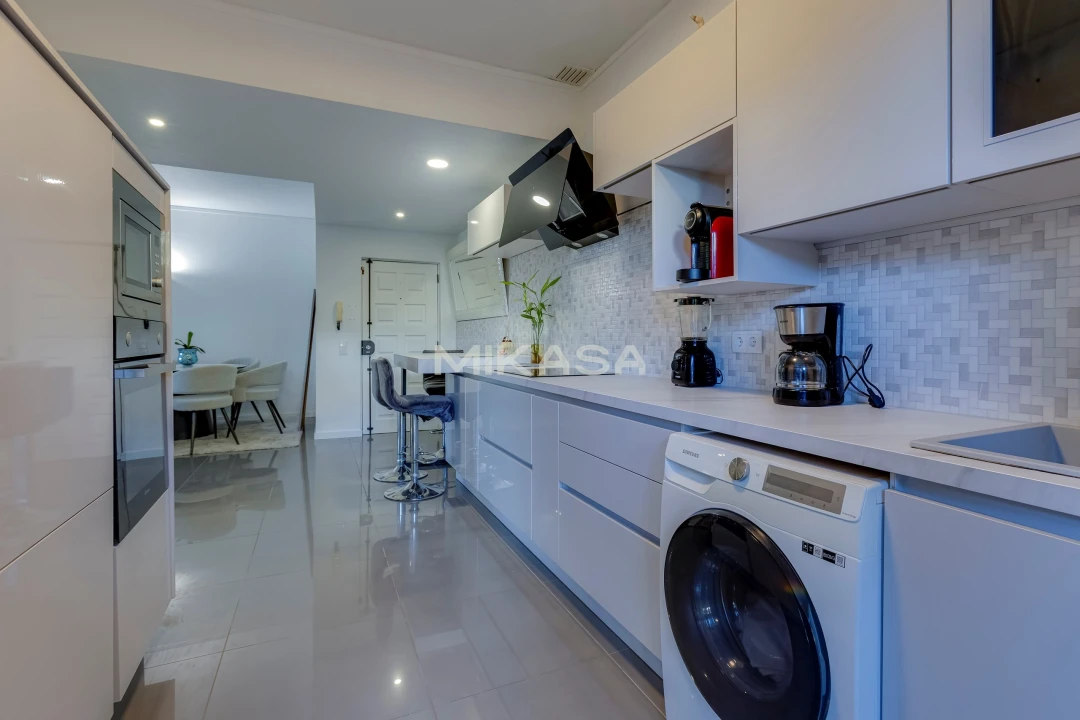 Apartamento T2 para Arrendamento em Lagos (São Sebastião e Santa Maria) Foto 3