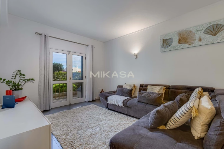 Apartamento T2 para Arrendamento em Lagos (São Sebastião e Santa Maria) Foto 16