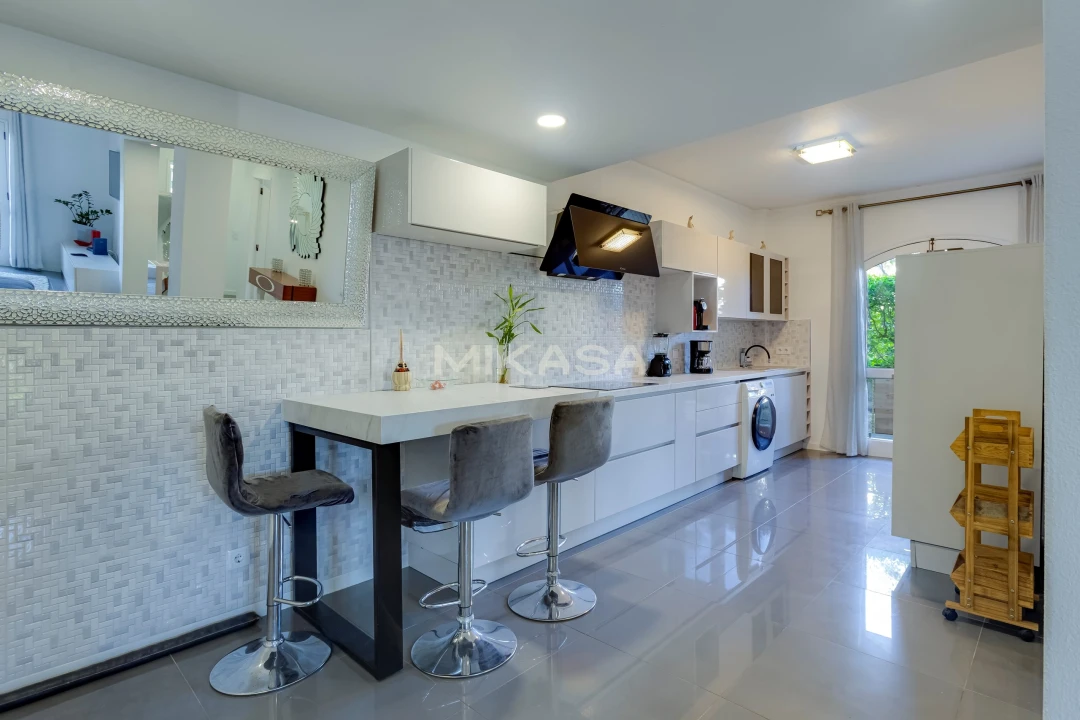 Apartamento T2 para Arrendamento em Lagos (São Sebastião e Santa Maria) Foto 5