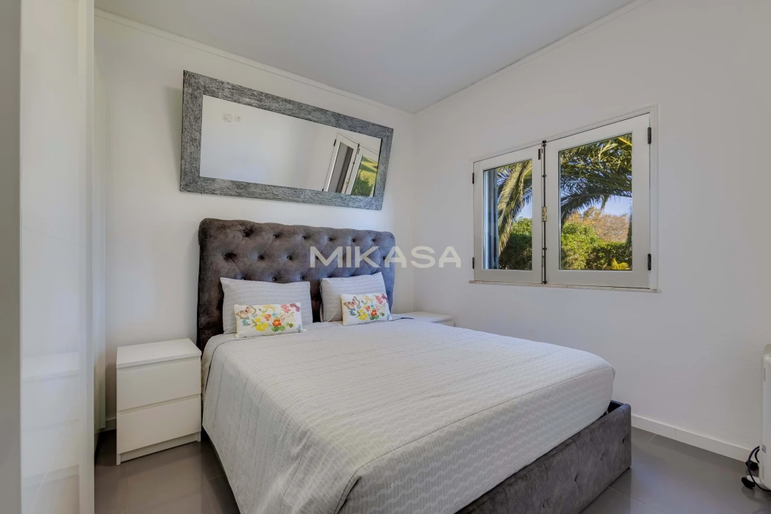 Apartamento T2 para Arrendamento em Lagos (São Sebastião e Santa Maria) Foto 6