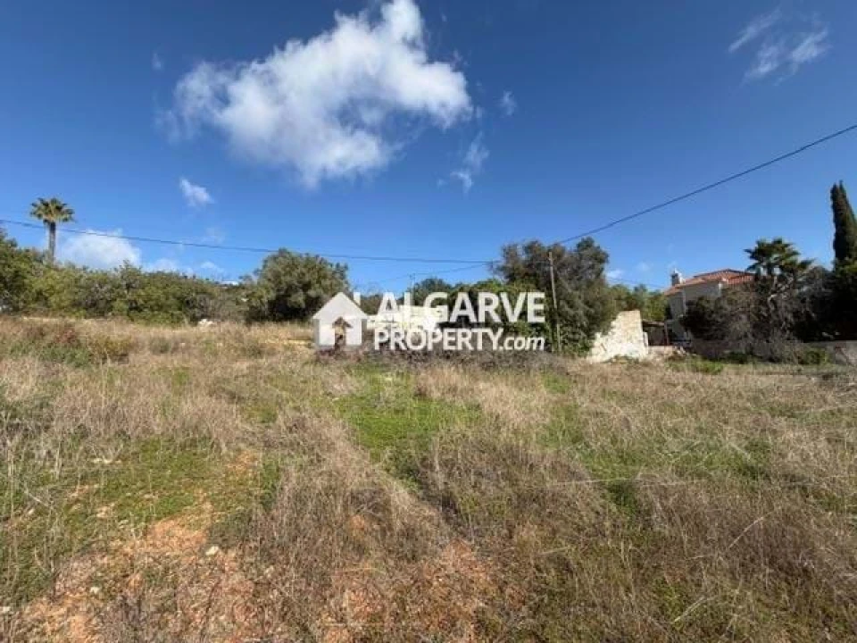 Terreno para Venda em Santa Barbara de Nexe Foto 7
