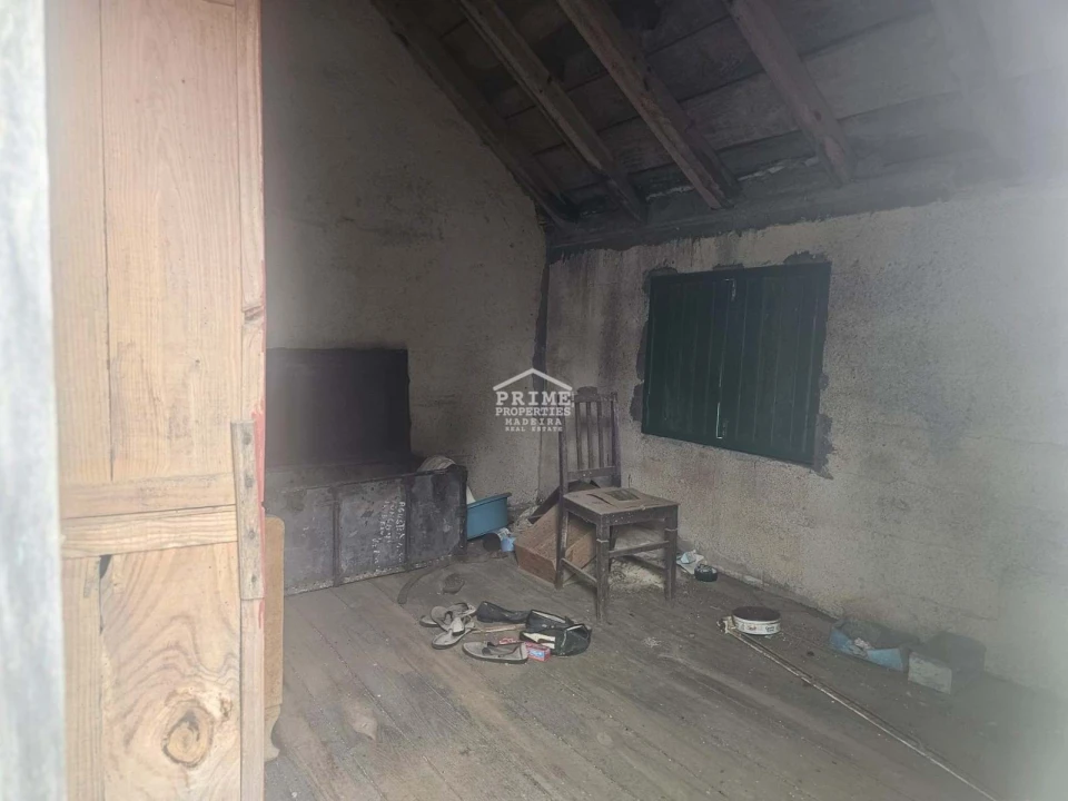 Moradia T2 para Venda em Estreito da Calheta Foto 10