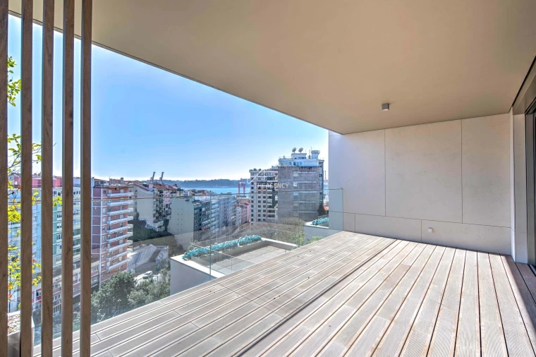 Apartamento T4 para Venda em Estrela Foto 13