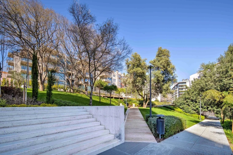 Apartamento T4 para Venda em Estrela Foto 31