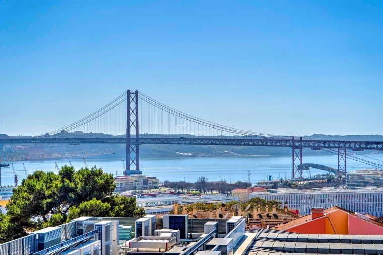 Apartamento T4 para Venda em Estrela Foto 2