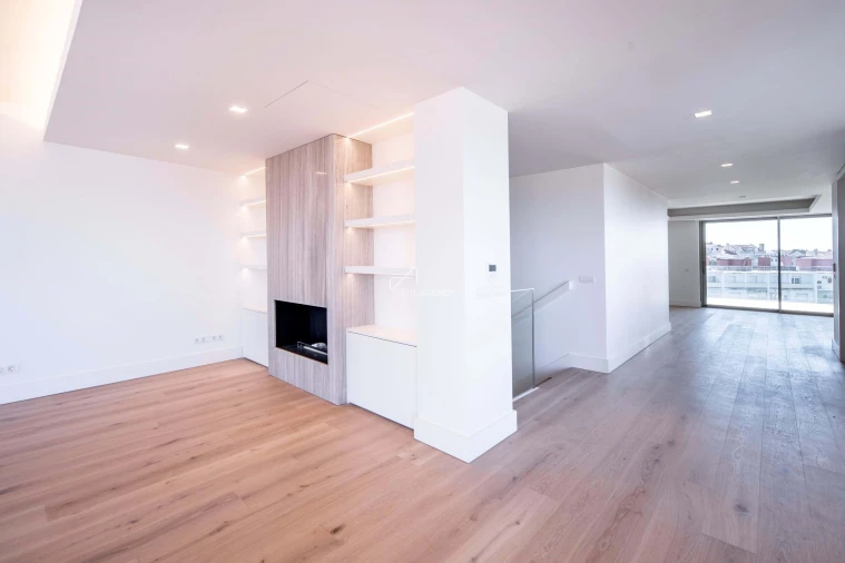 Apartamento T4 para Venda em Estrela Foto 15