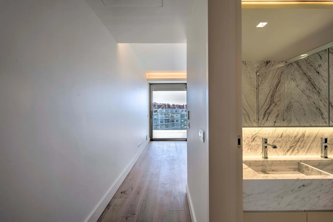 Apartamento T4 para Venda em Estrela Foto 19