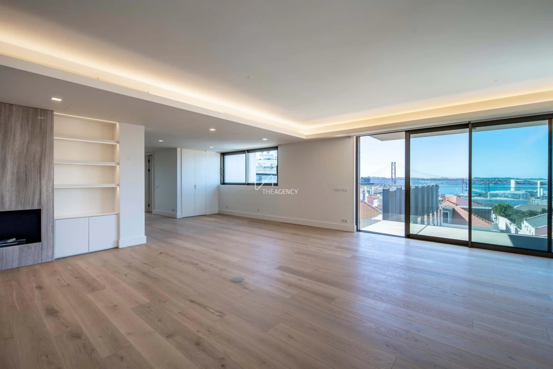 Apartamento T4 para Venda em Estrela Foto 5