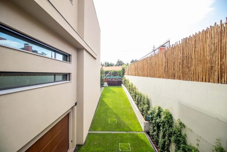 Moradia T5 para Venda em Cascais e Estoril Foto 26