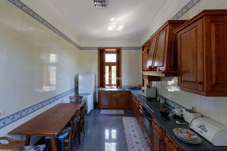 Quinta T6 para Venda em Abragão Foto 10