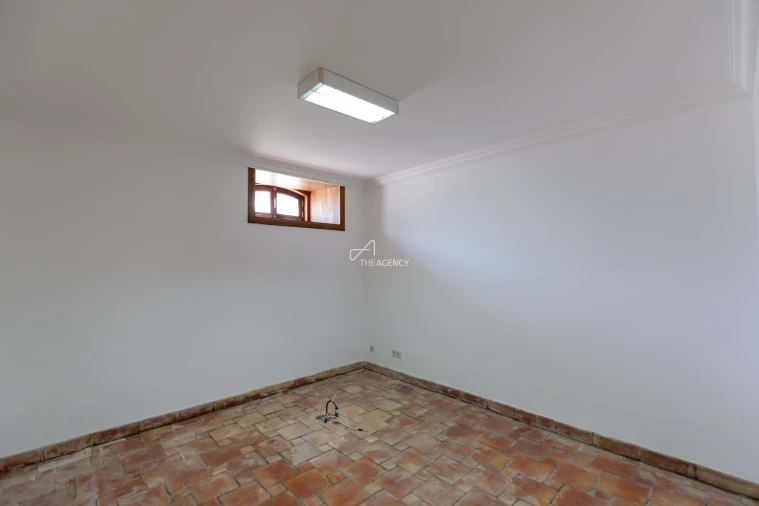 Quinta T6 para Venda em Abragão Foto 34