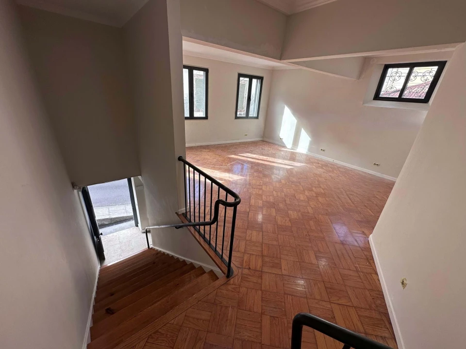 Moradia T4 para Venda em Funchal (Santa Luzia) Foto 12